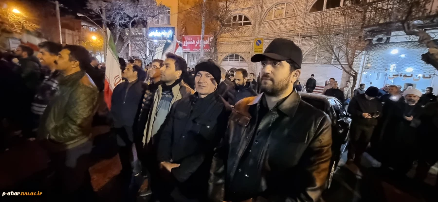 حضور همکاران آموزشکده ملی مهارت در تجمع شبانه 6