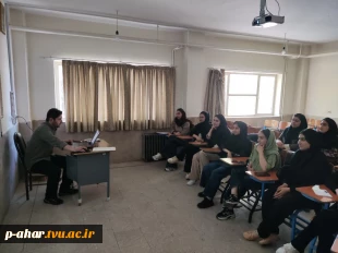 تداوم حضور دانشجویان بومی در کلاس های حضوری جهت رفع اشکال 5